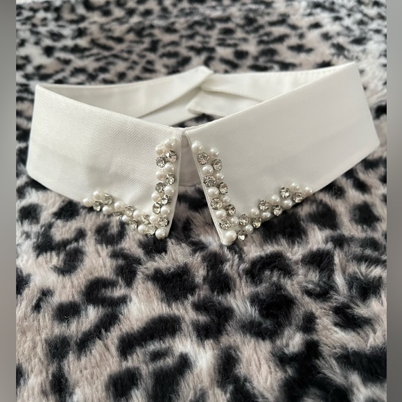 Bundle of 2 Faux Pearls and Rhinestones faux collars, NWOT, never worn - Picture 2 of 6